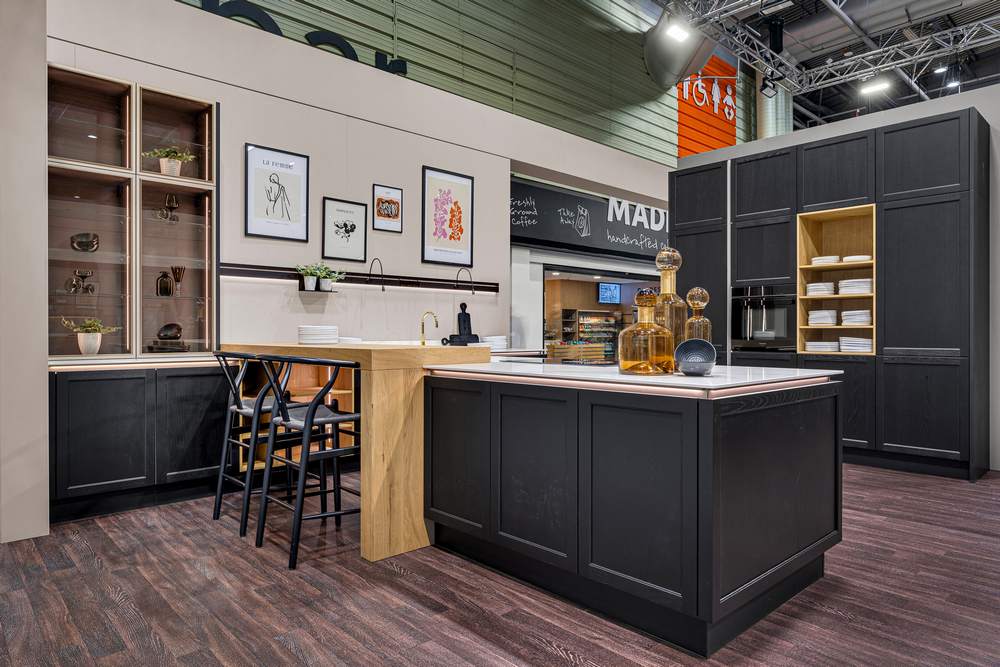 Exhibition Display Nolte Neo Lugano Shaker Kitchen & Island