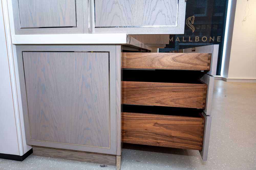Ex Display Smallbone Senso Oak Grey Stain Polished Nickel Door Dresser -  SE163 | Used Kitchen Hub