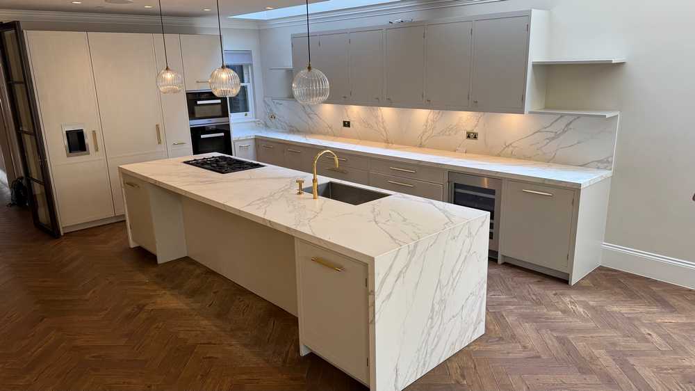 202 Design Kitchens | Ex Display & Used